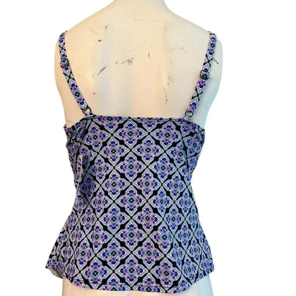 Island Escape Womens Size 6 Padded Underwire Tankini Top Swimsuit Floral New